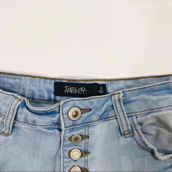 Thread Market BoHo Distressed High Waist Shorts - Picture 3 of 4